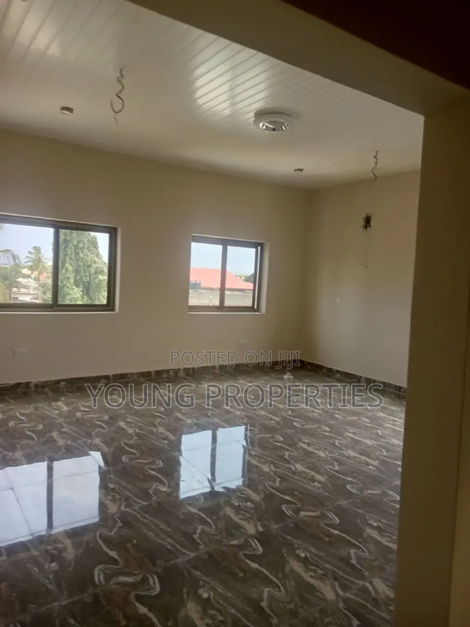 3bdrm House in Ayinkin Dogblo, Amasaman for sale