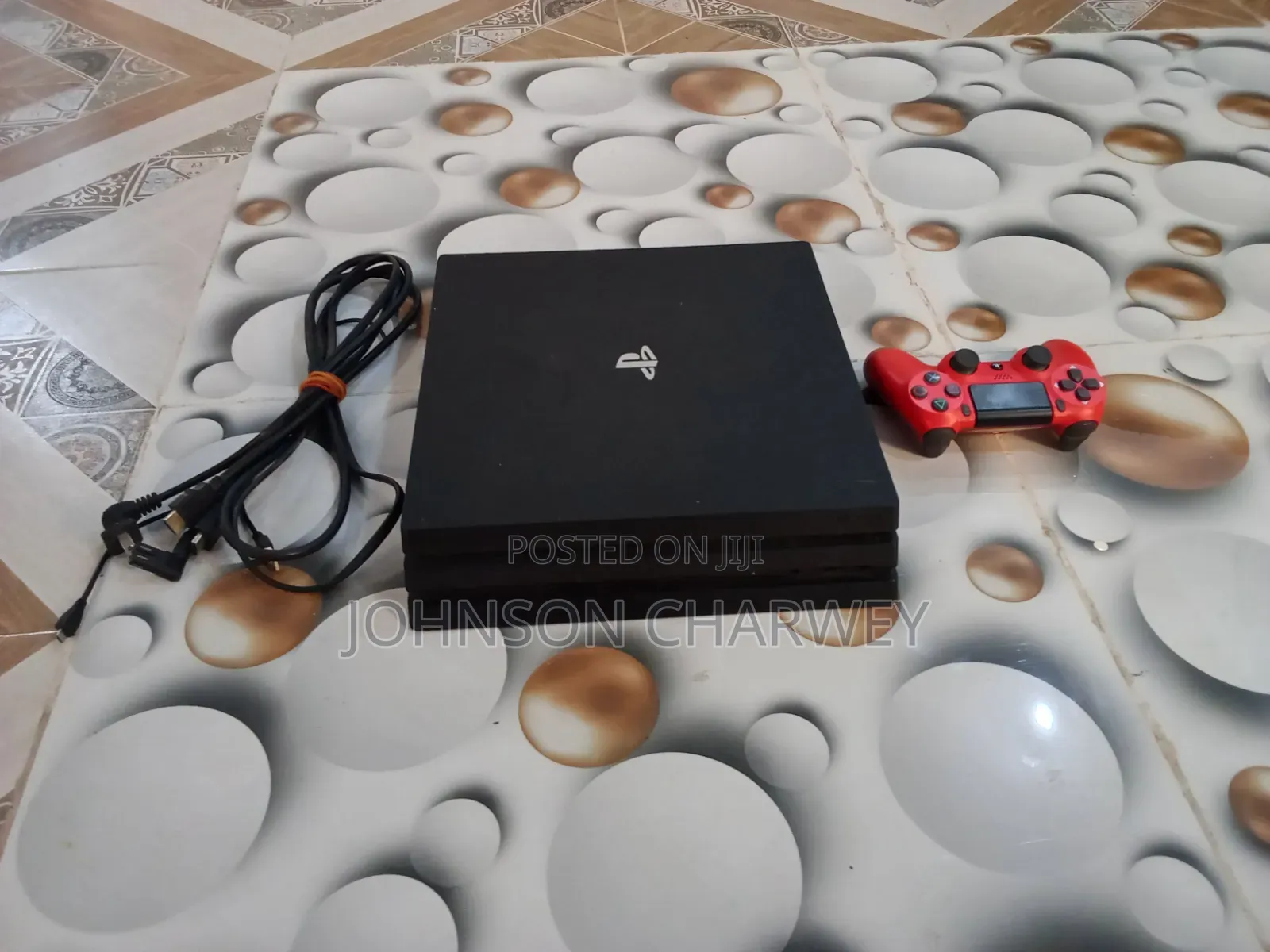 PS4 Pro No HDD + Red Controller + Cables - Needs Service