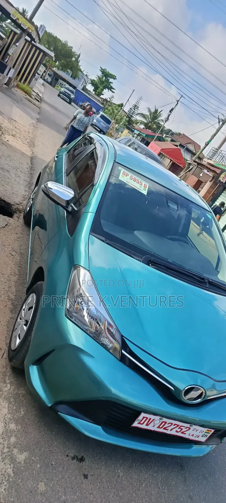 Toyota Vitz 2015 Green