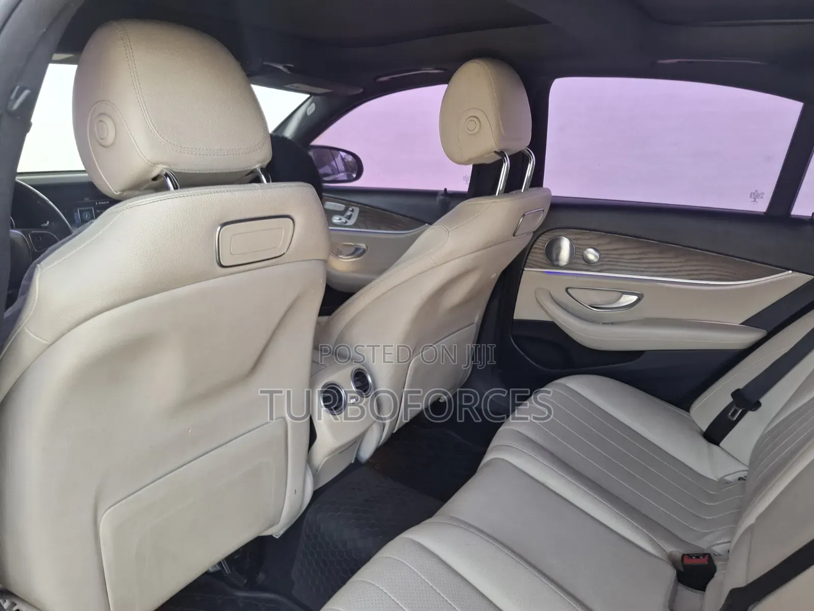 Mercedes-Benz E300 2018 Blue