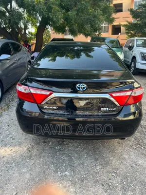 Toyota Camry Hybrid XLE 2023 Black