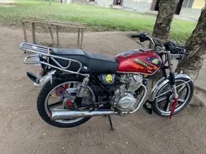 Royal RY125 2025 Red