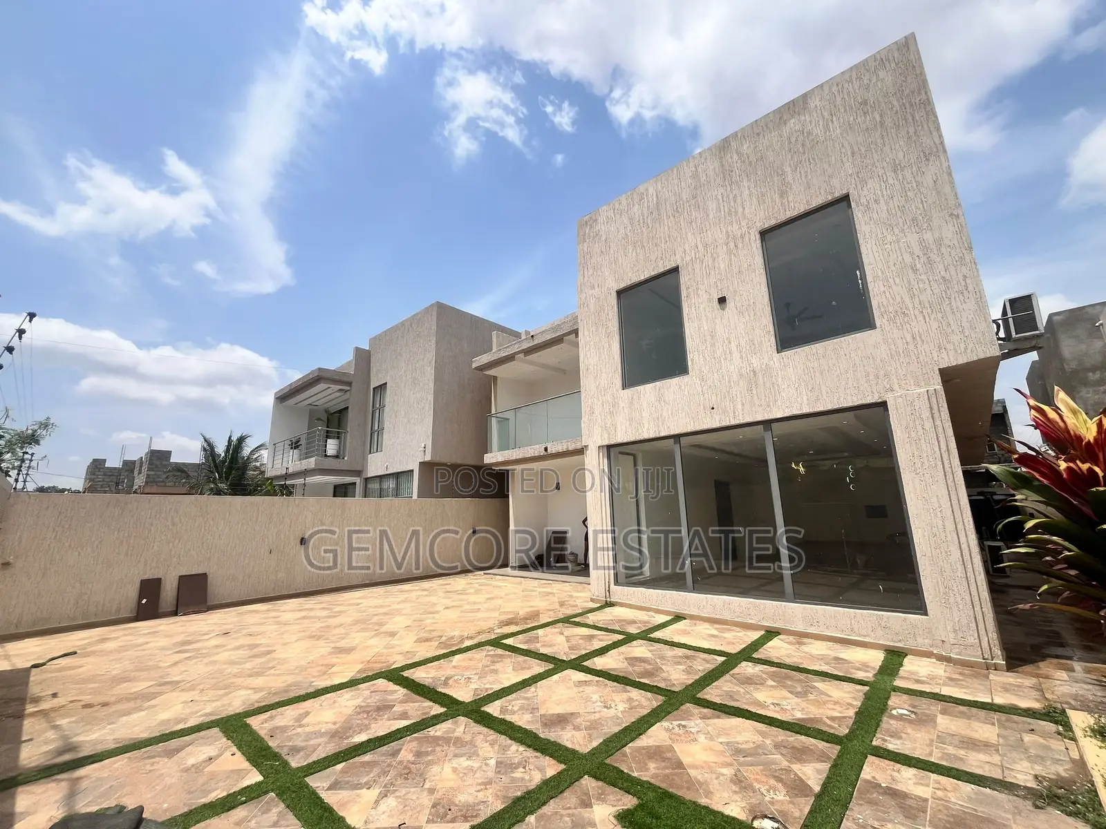 4bdrm House in Ars, East Legon for sale