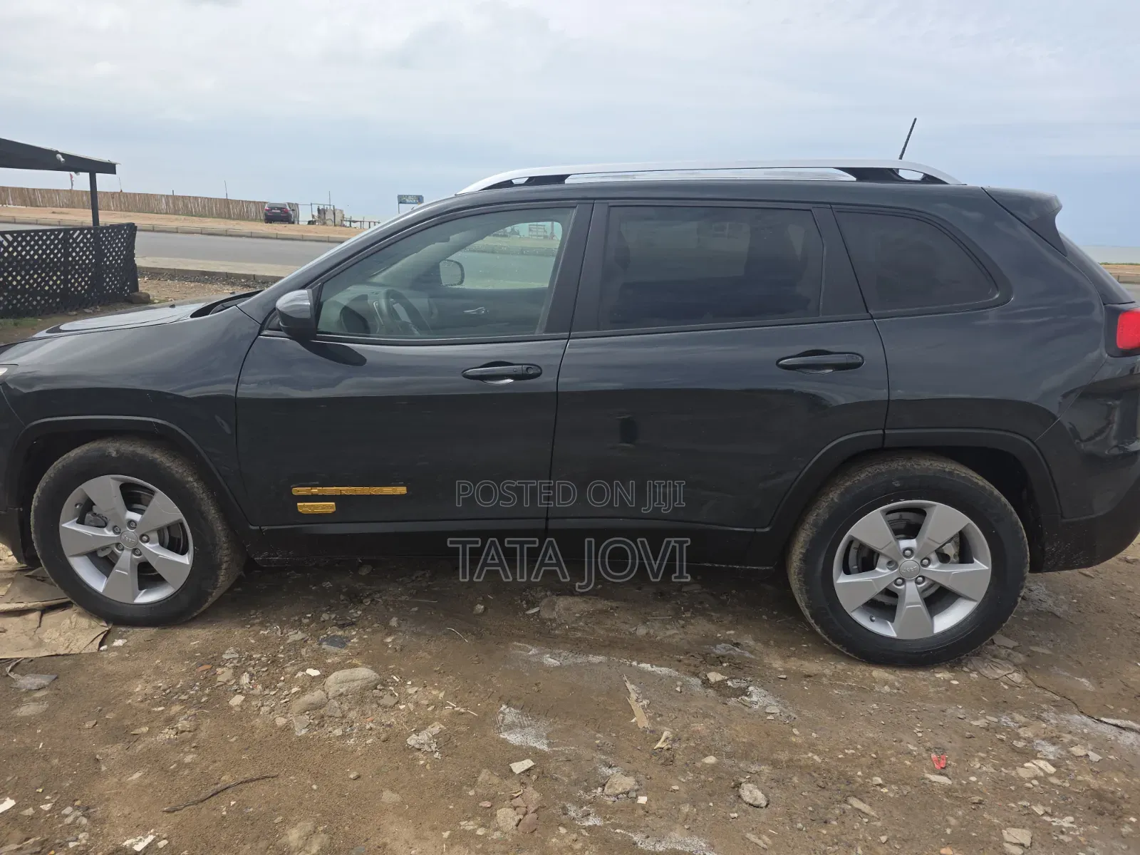 Jeep Cherokee Limited FWD 2016 Gray