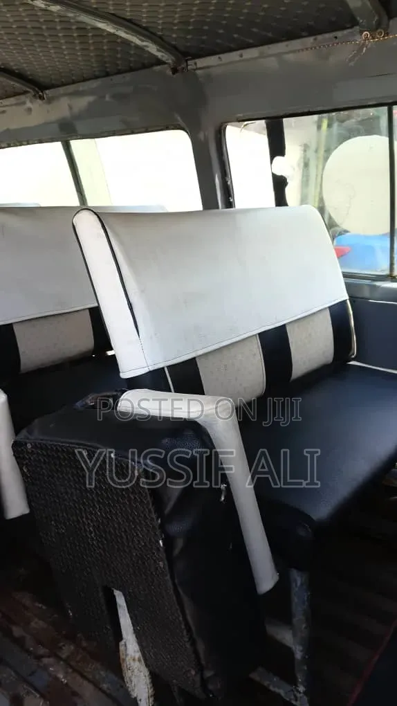 Nissan Caravan (Urvan) 2008 Grey