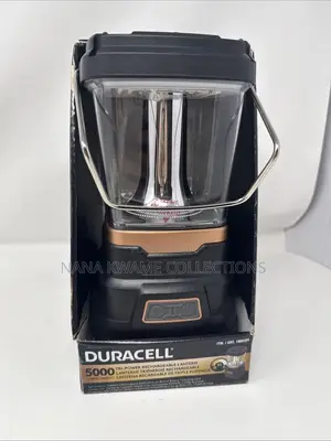 Duracell 5000L Tri-Powered LED Lantern.