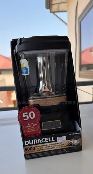 Duracell 5000L Tri-Powered LED Lantern.
