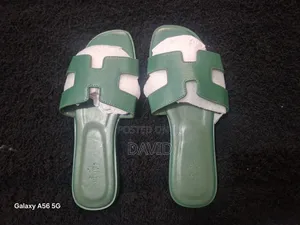High Quality Ladies Designer Slippers
