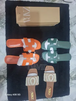 High Quality Ladies Designer Slippers
