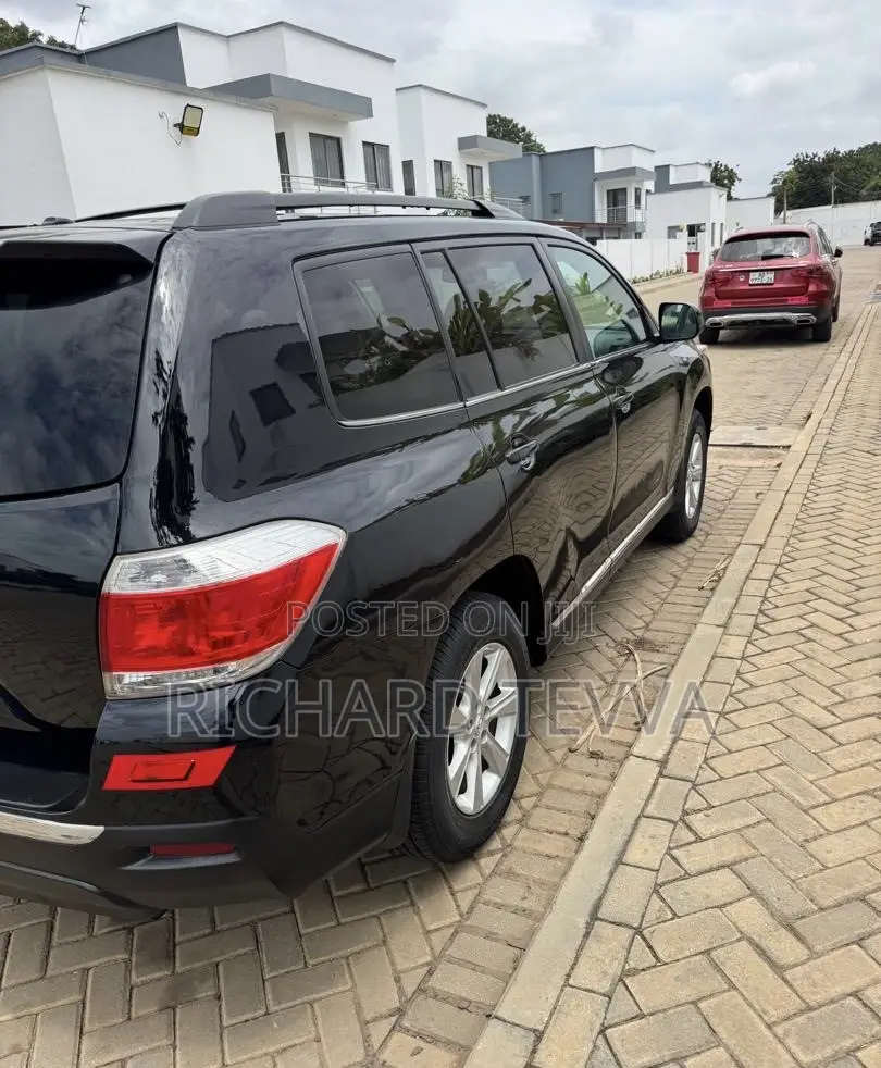 Toyota Highlander Limited 2012 Black