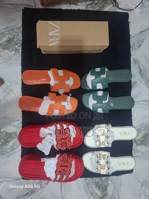 High Quality Ladies Designer Slippers