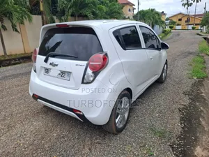 Chevrolet Spark 2015 White