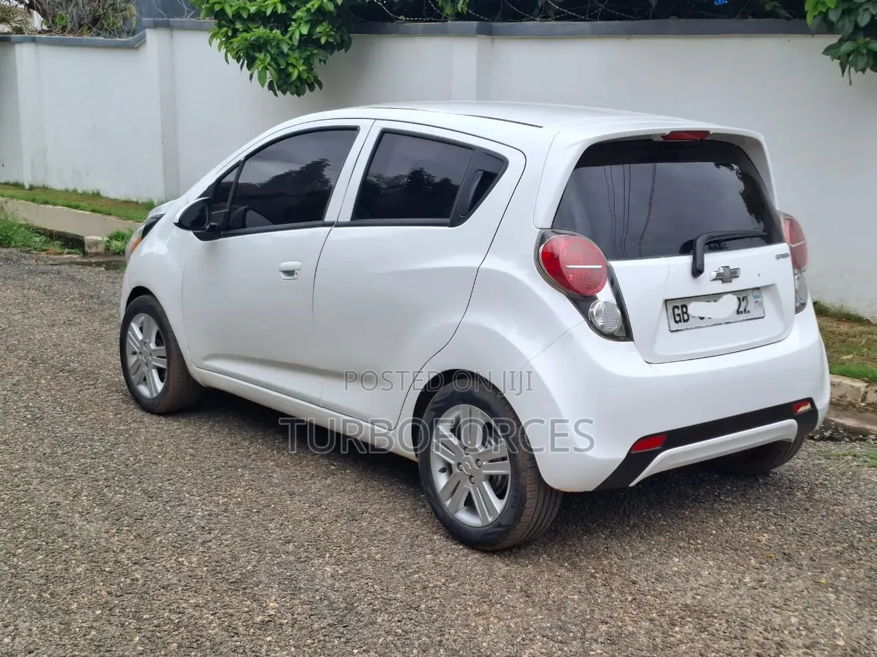 Chevrolet Spark 2015 White
