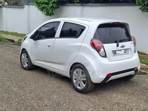 Chevrolet Spark 2015 White