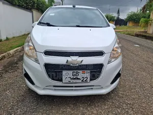 Chevrolet Spark 2015 White