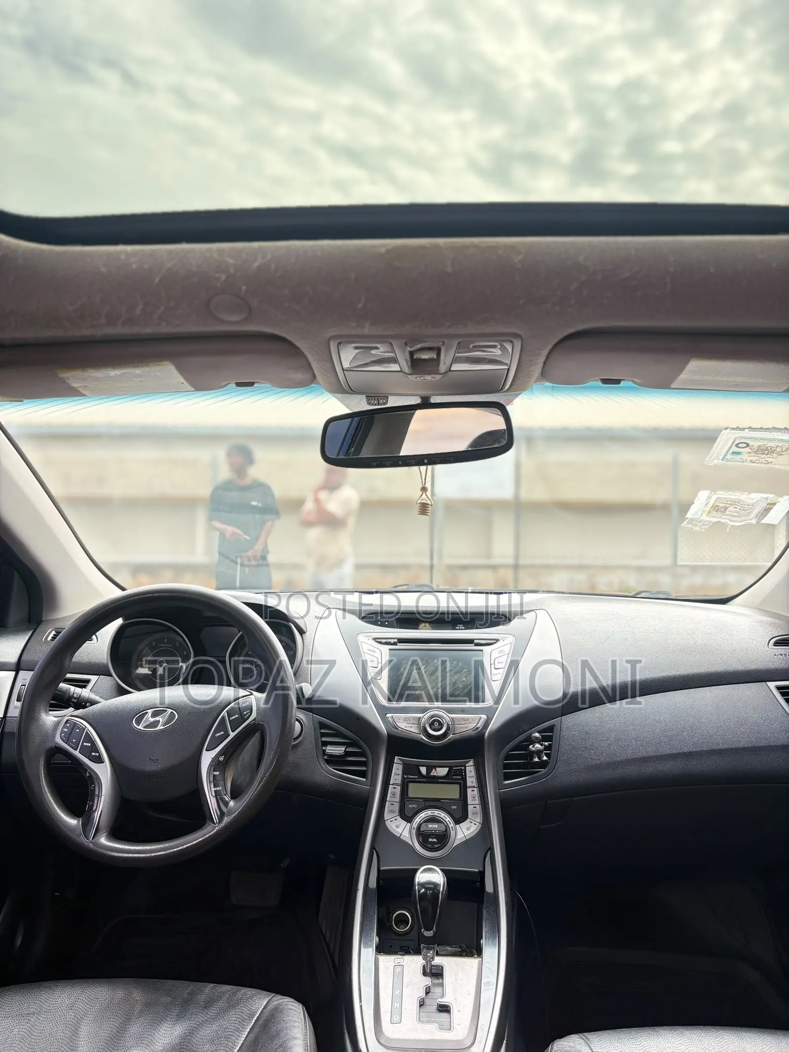 Hyundai Elantra Limited Sedan FWD (1.8L 4cyl 6A) 2013 Blue