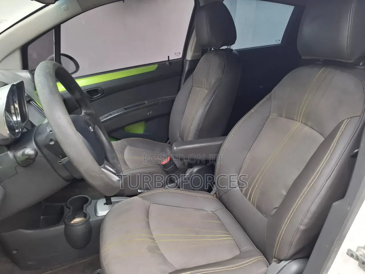 Chevrolet Spark 2015 White