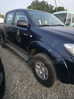 Toyota Hilux 2.5 D-4D SRX 2010 Black