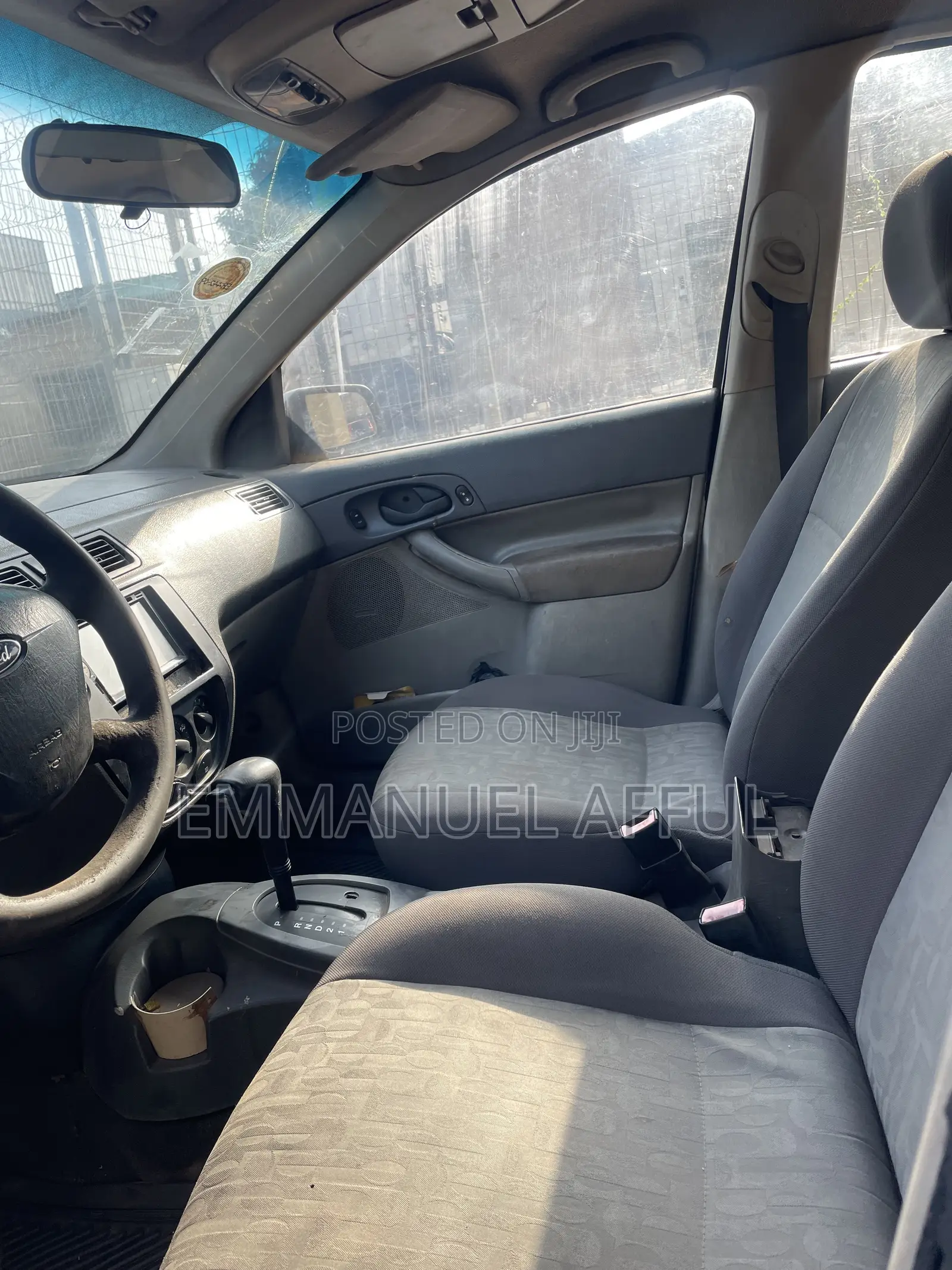 Ford Focus ZX4 S 2005 Ivory