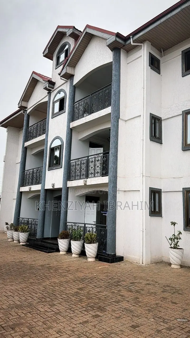 2bdrm Apartment in Adringanor, East Legon for rent