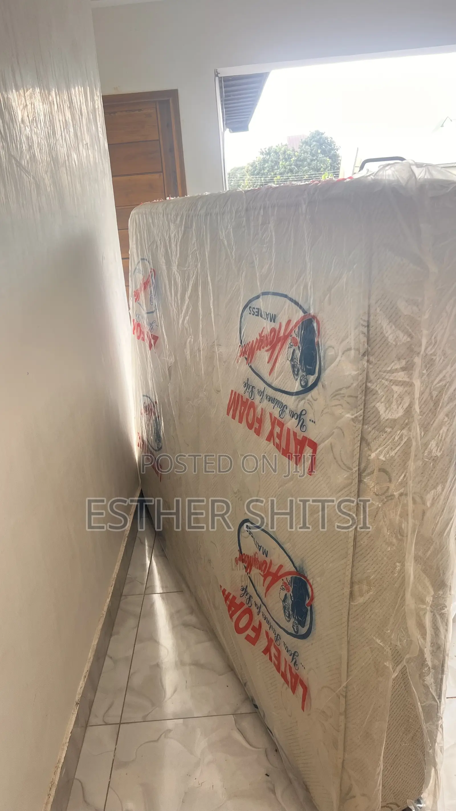 Latex Foam 12inches High Density Mattress