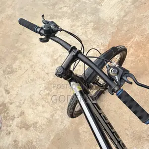Carrera Subway 1/Sport Bike Hybrid Bike – 24-Speed Shimano,