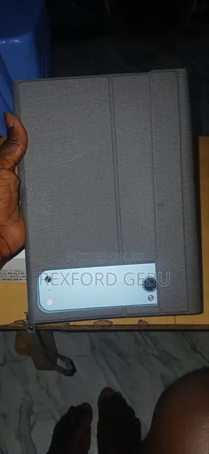 New Tablet 1 TB Blue
