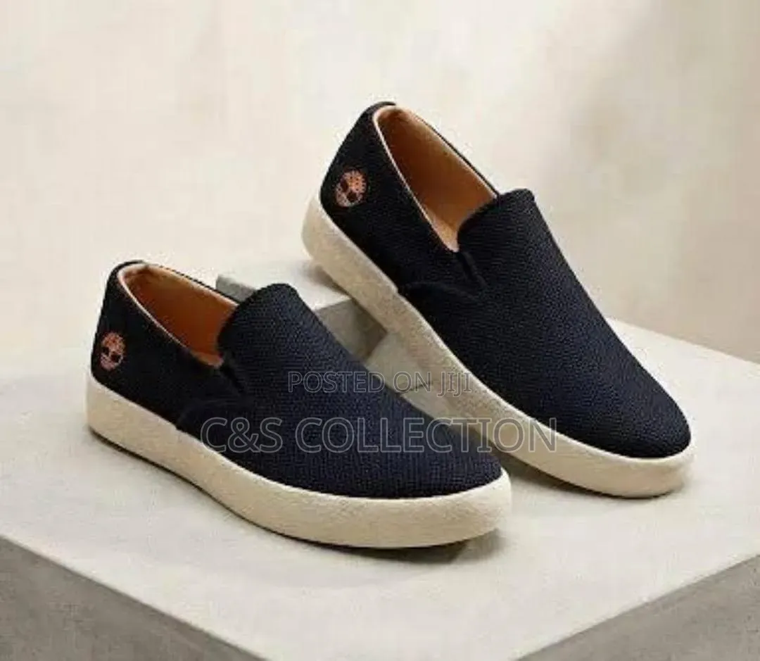 Men Quality and Classic Sneakers