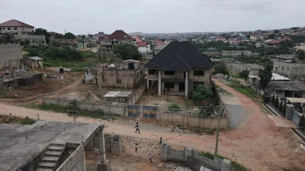 6bdrm House in Taifa Boga Junction for sale