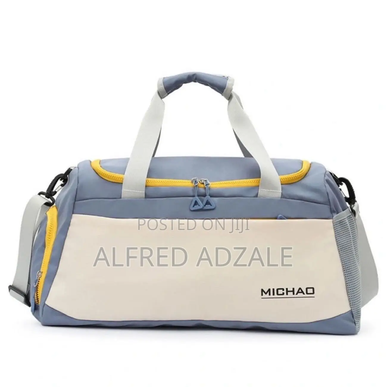 Mini Travel Bag - Spacious and Stylish