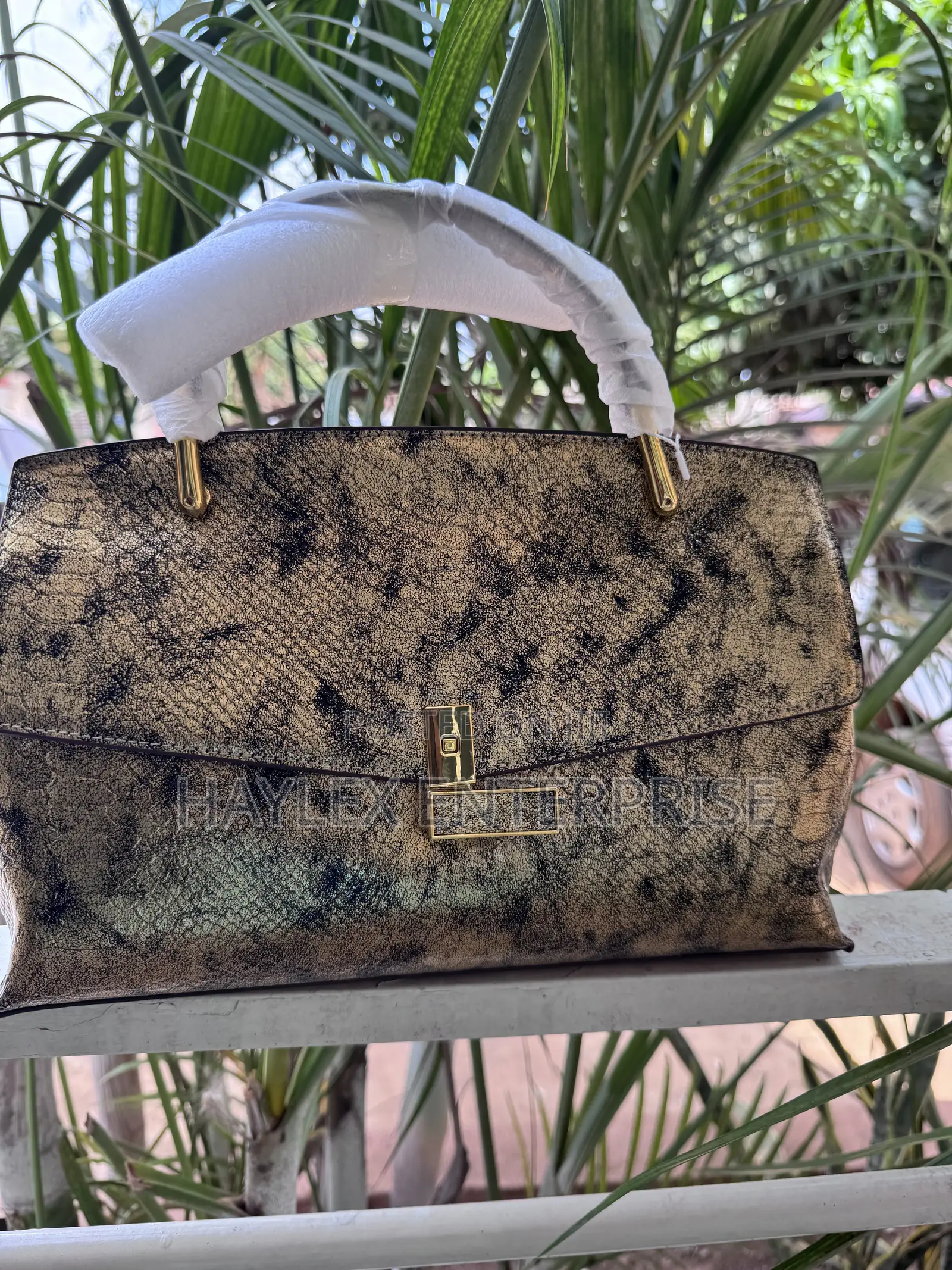Quality Chic Hand Bag