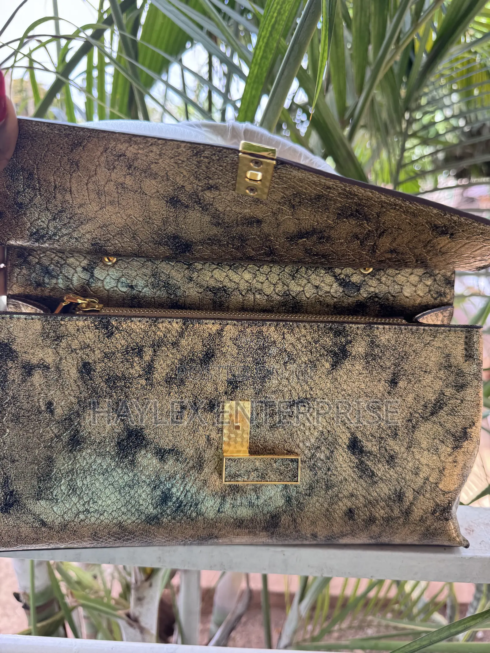 Quality Chic Hand Bag