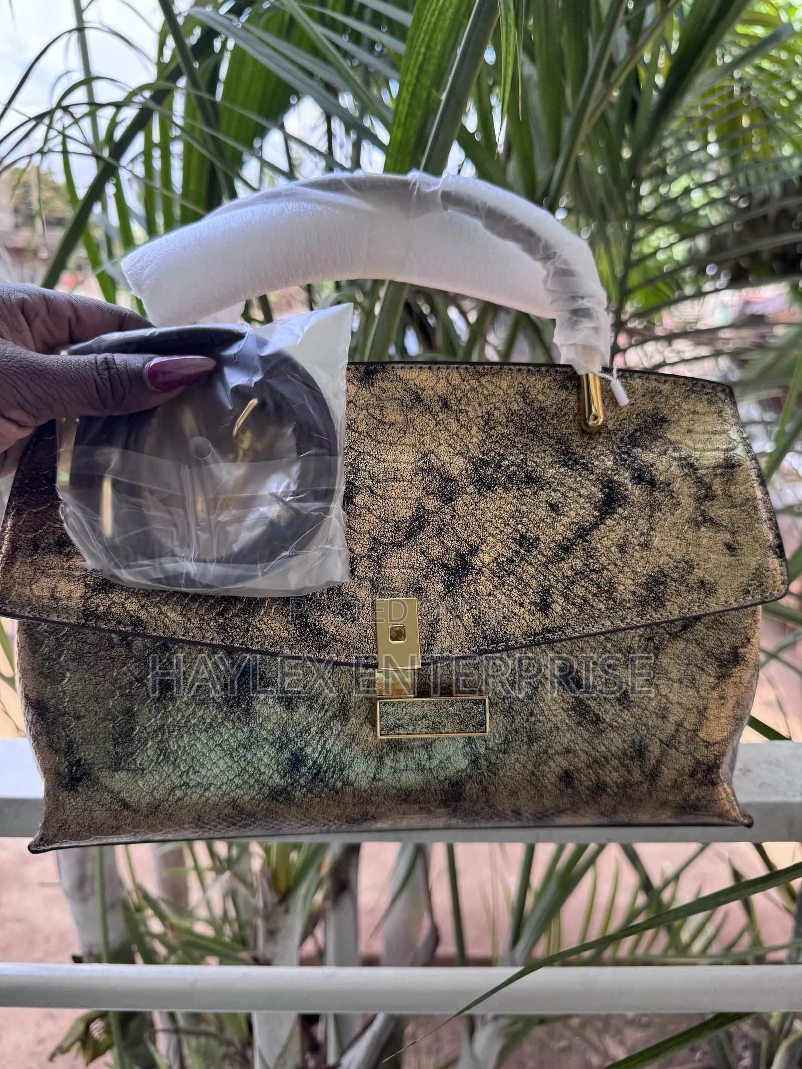 Quality Chic Hand Bag