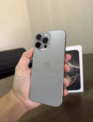 New Apple iPhone 16 Pro Max 1 TB Silver