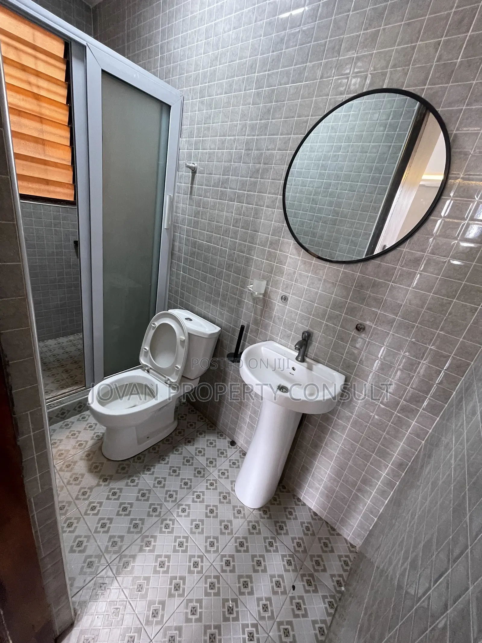 2bdrm Apartment in Amasaman Cocoboard, Ga West Municipal for rent