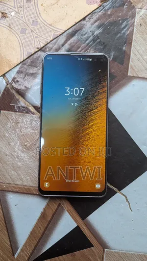 Samsung Galaxy S10 Plus 128 GB Black