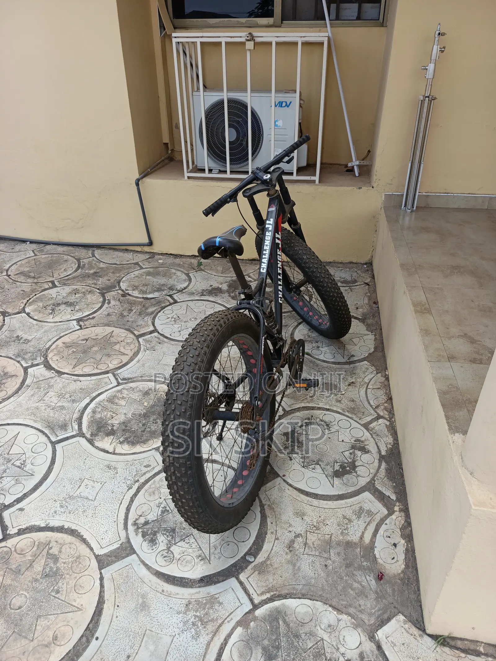 26-Inch Fat Tire Mountain Bicycle