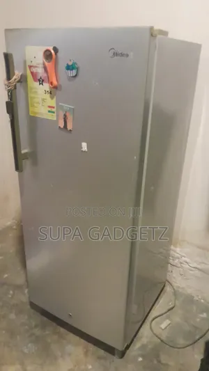 Midea Refrigerator With Freezer 181 Litre & Door Lock