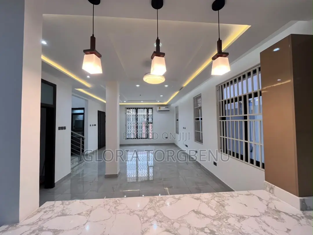 4bdrm House in East Legon for sale