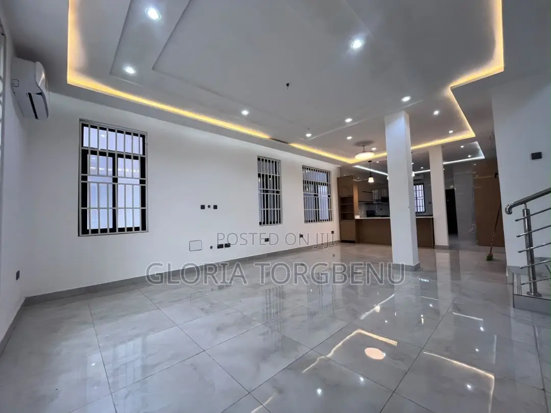 4bdrm House in East Legon for sale