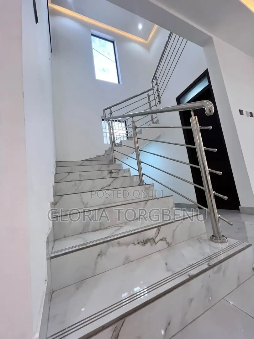 4bdrm House in East Legon for sale