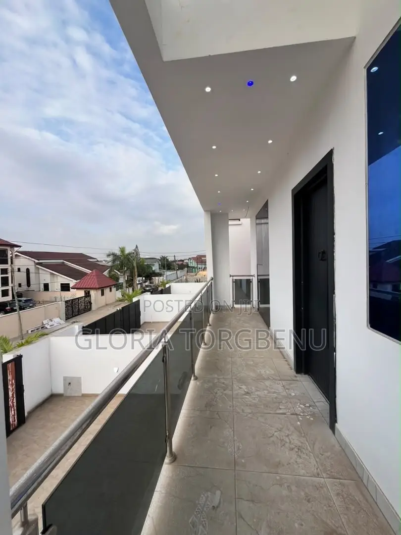 4bdrm House in East Legon for sale