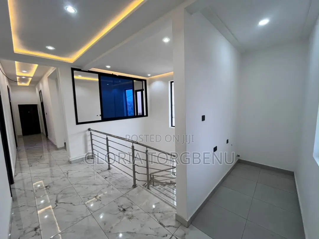 4bdrm House in East Legon for sale