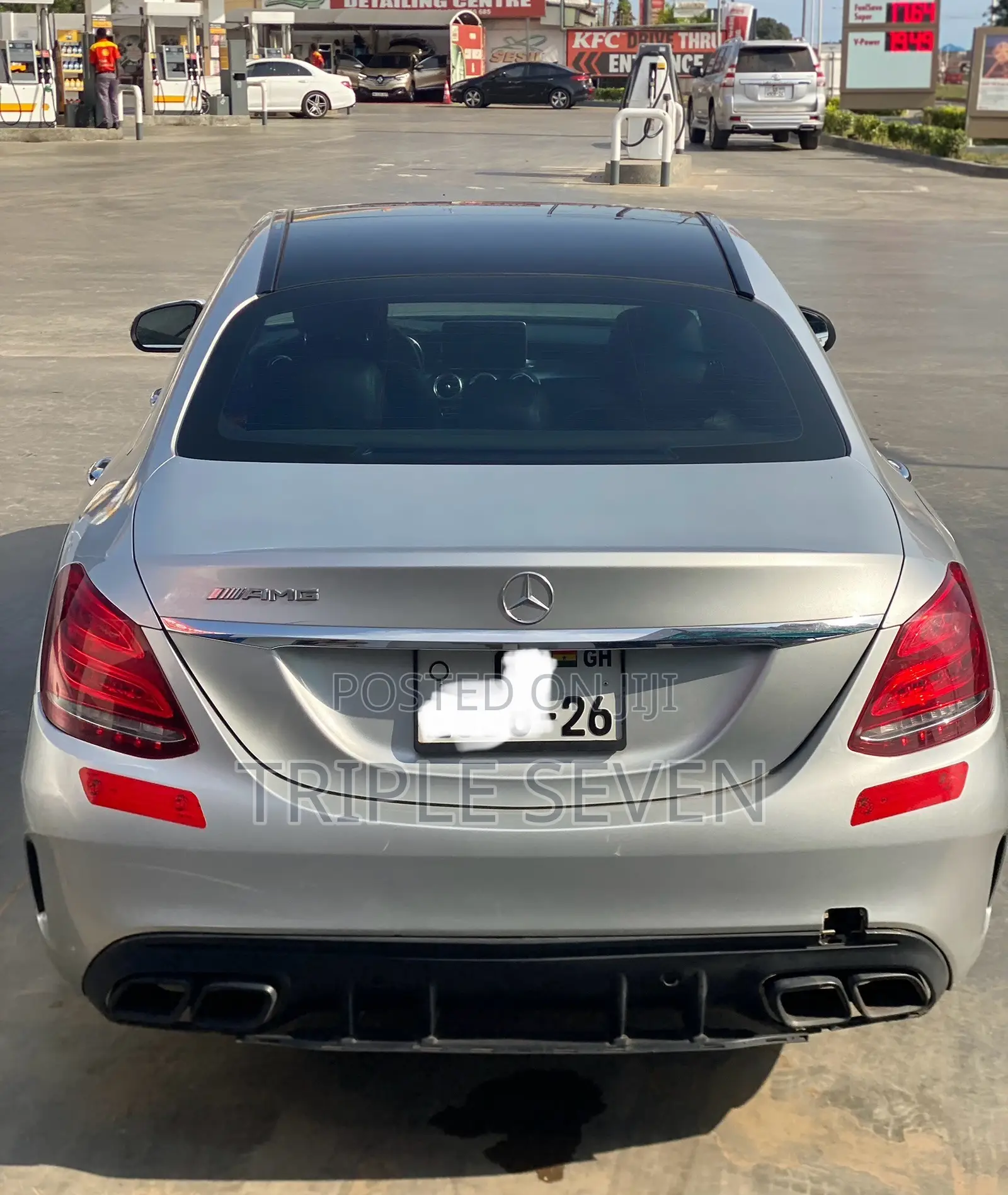 Mercedes-Benz C300 2015 Silver