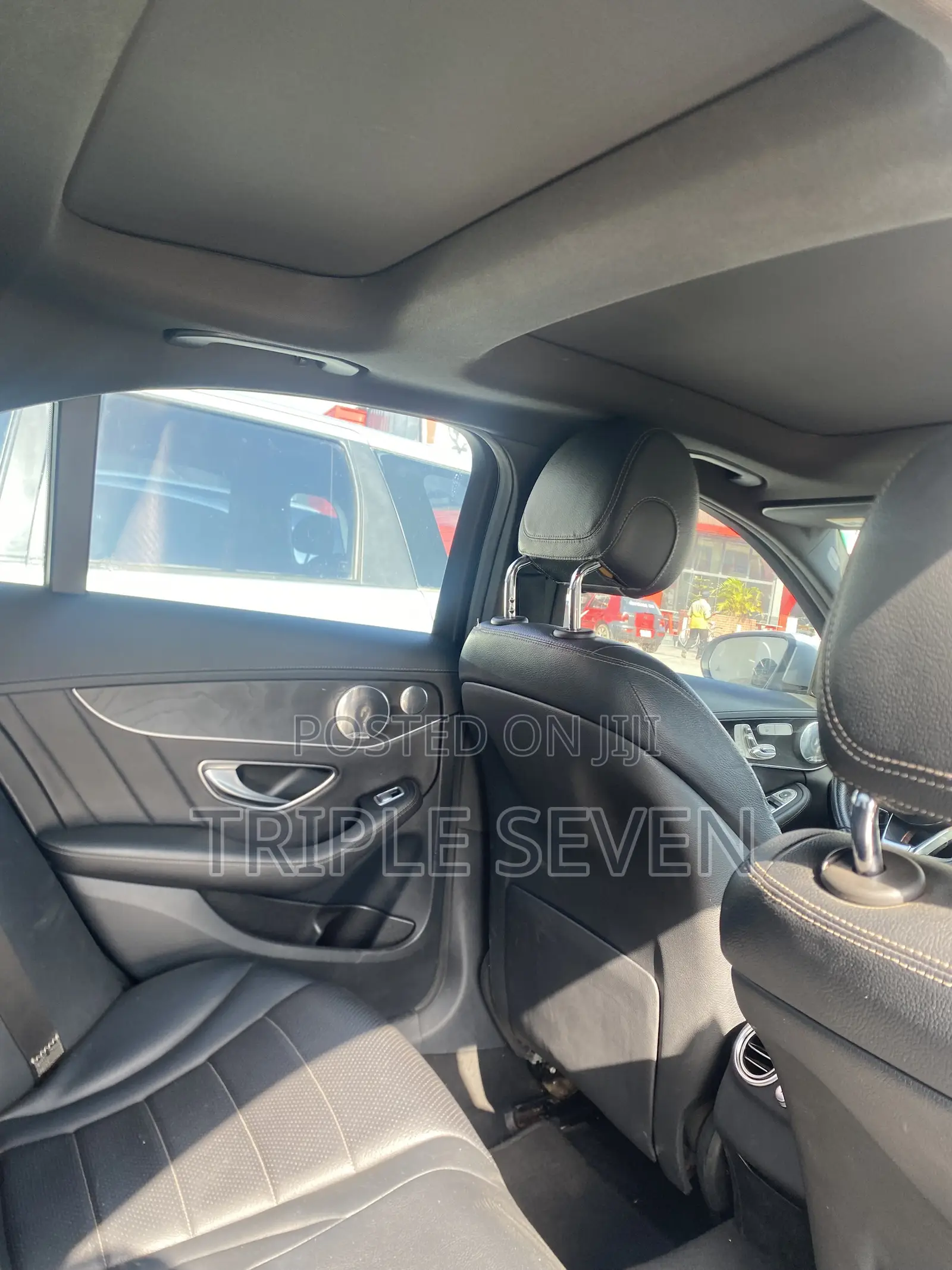 Mercedes-Benz C300 2015 Silver