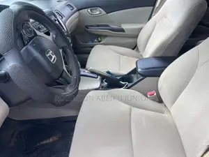 Honda Civic Sedan LX 2013 Beige