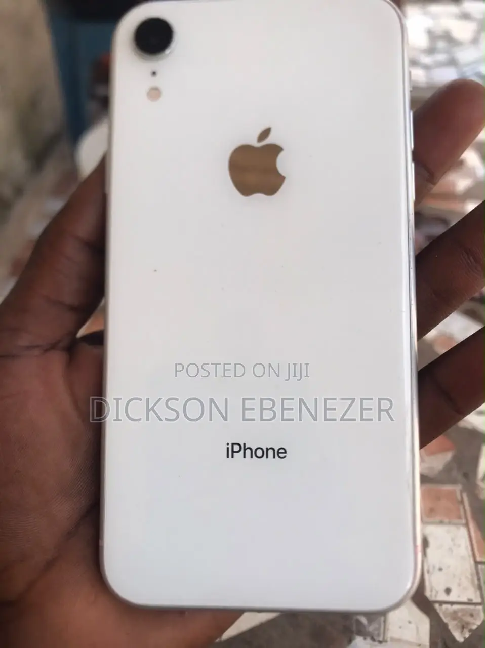 Apple iPhone XR 64 GB White