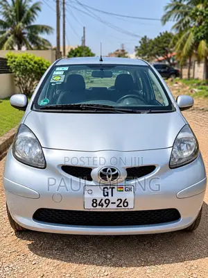 Toyota Aygo 1.0 5-Door 2010 Silver