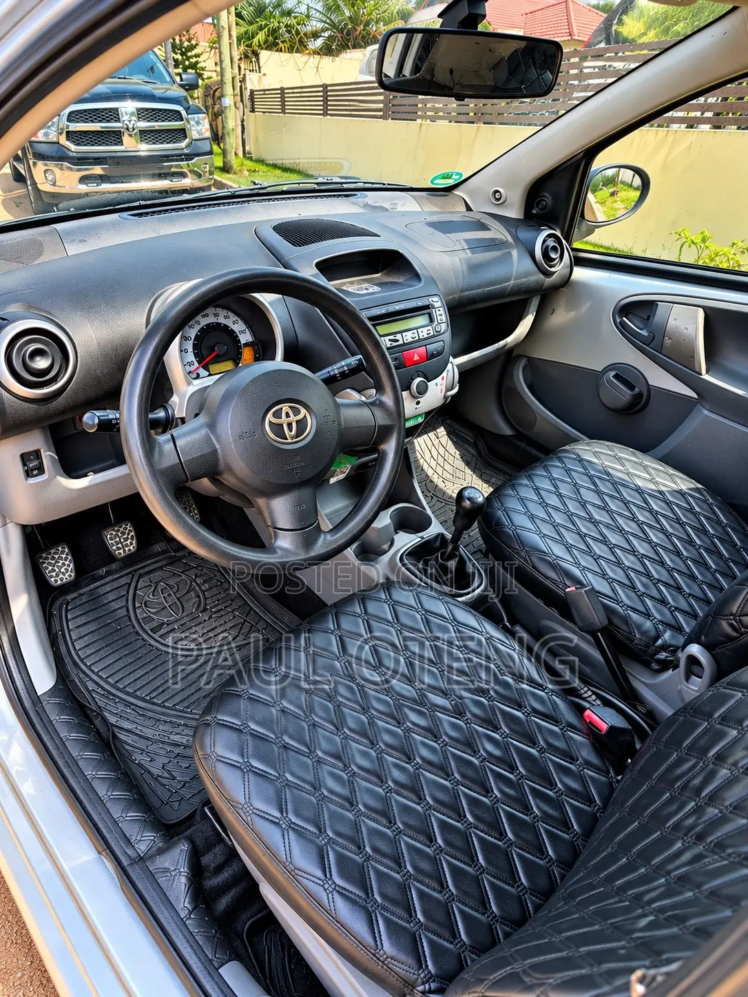 Toyota Aygo 1.0 5-Door 2010 Silver