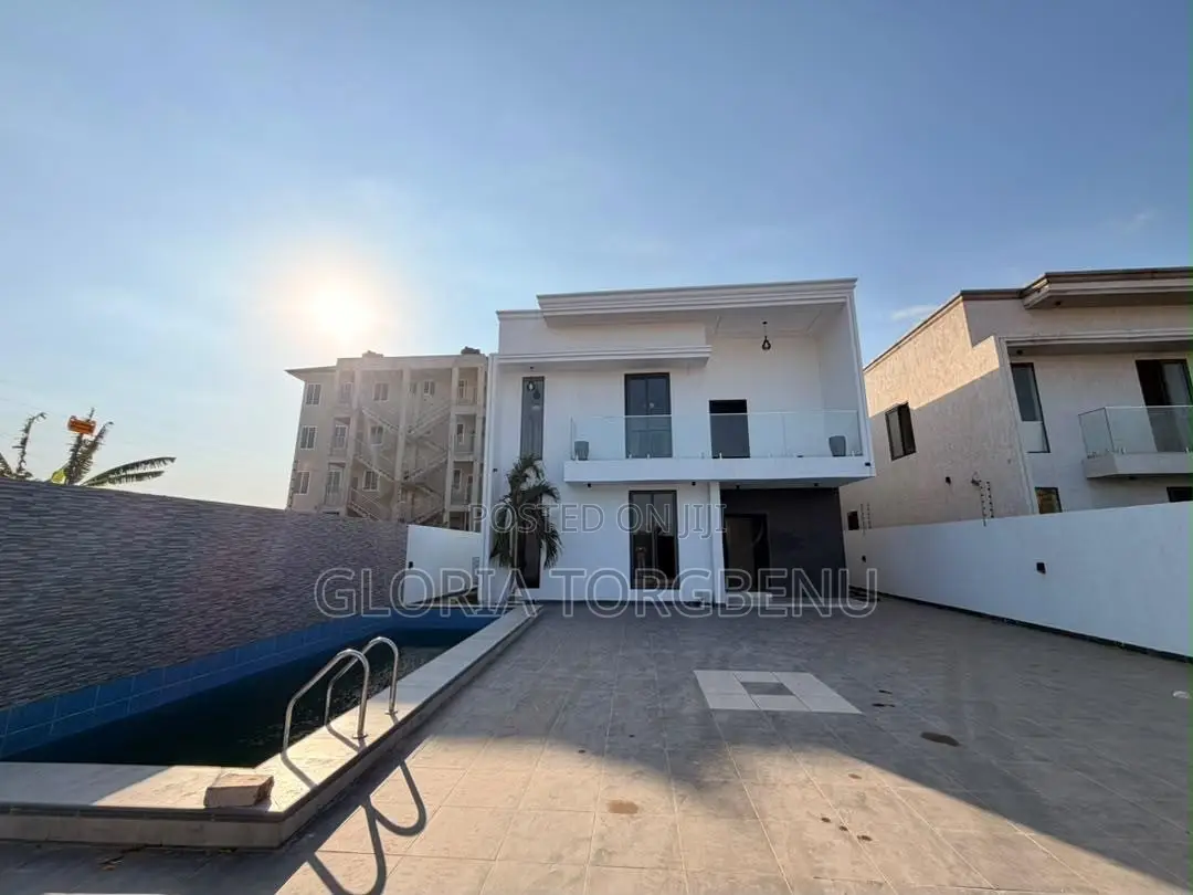 4bdrm House in Ashaley Botwe for sale